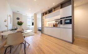 Cozy Apartments - Free Wifi And Parking Onsite